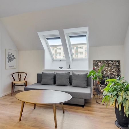Bath Tub Penthouse In The City Aalborg Ngoại thất bức ảnh