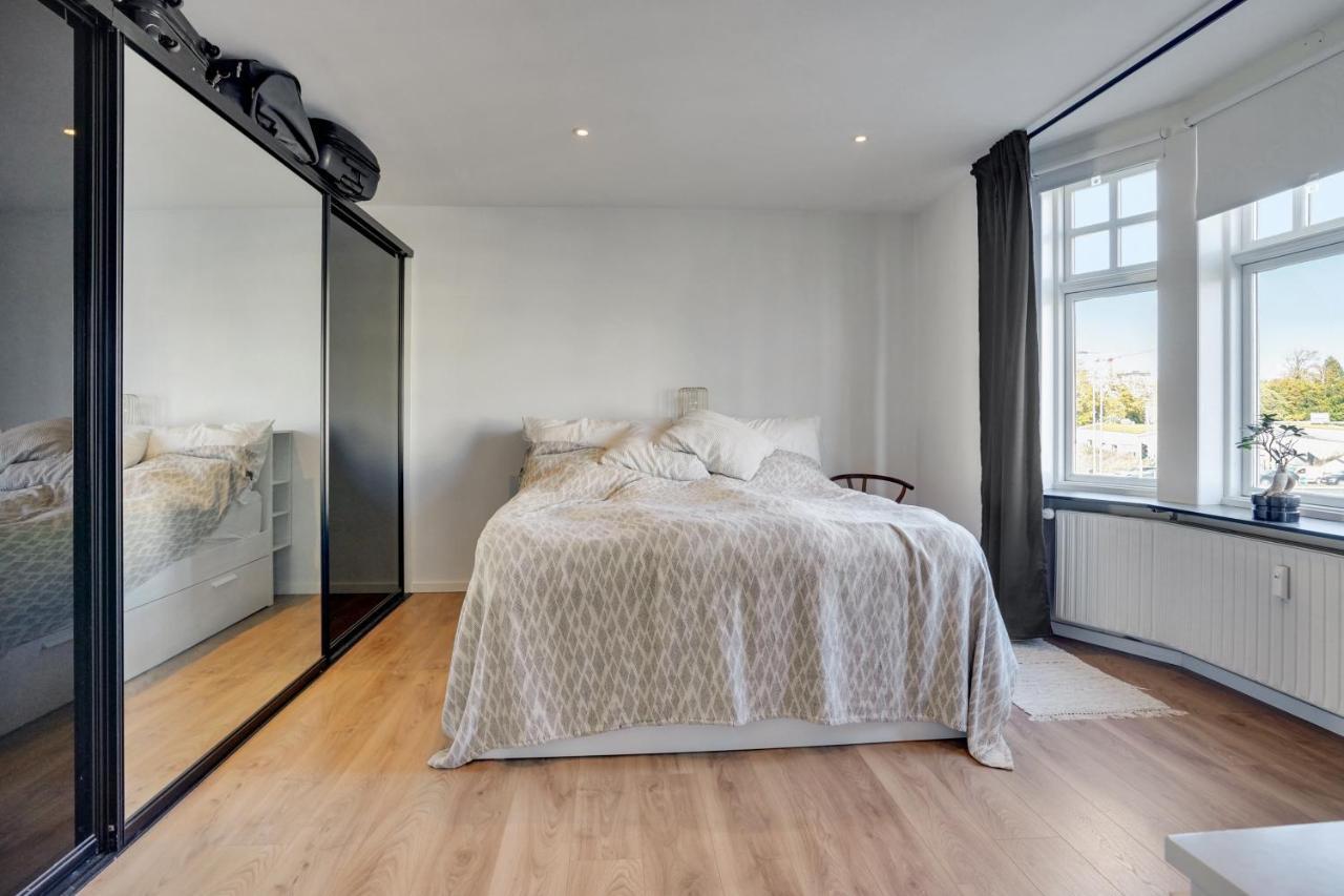 Bath Tub Penthouse In The City Aalborg Ngoại thất bức ảnh